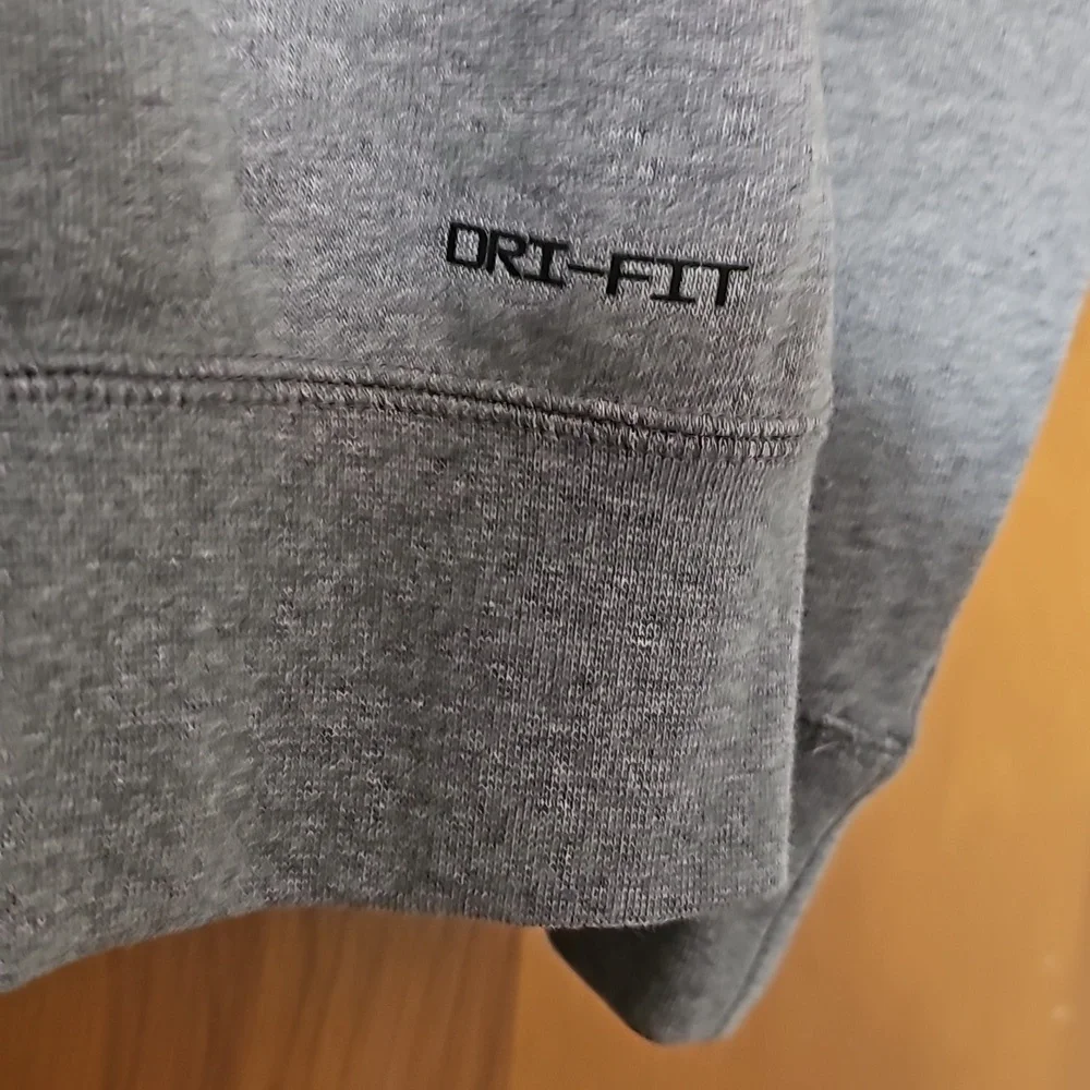 Jordan Pullover Hoodie Size Medium NWT